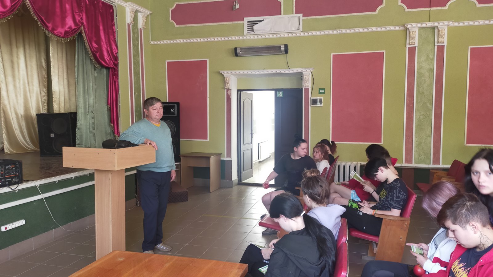 IMG-403f2228c505d9de7af6f68394758411-V